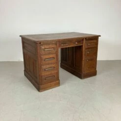 Oak Double Pedestal Bankers Desk, 1940s -PAMONO Sales oak double pedestal bankers desk 1940s 4