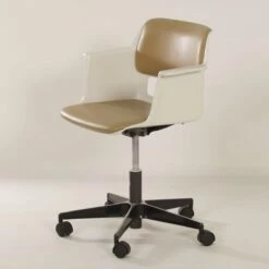 Office Chair 2712 With Beige Upholstery By A. Cordemeyer For Gispen, 1970s -PAMONO Sales office chair 2712 with beige upholstery by a cordemeyer for gispen 1970s 4