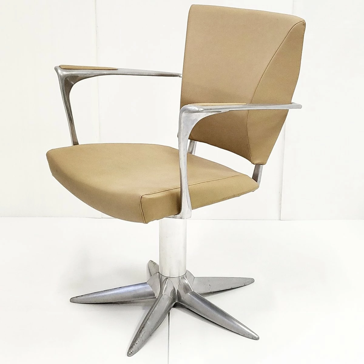 Pivoting Armchairs In Leather And Aluminum, 1970, Set Of 2 3 Pivoting Armchairs In Leather And Aluminum, 1970, Set Of 2