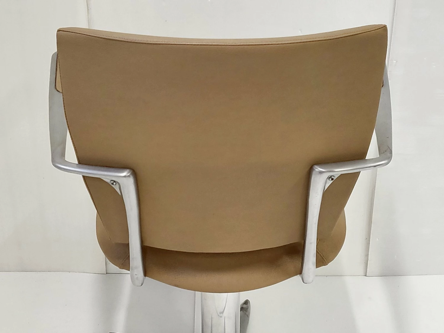 Pivoting Armchairs In Leather And Aluminum, 1970, Set Of 2 9 Pivoting Armchairs In Leather And Aluminum, 1970, Set Of 2 - Image 7