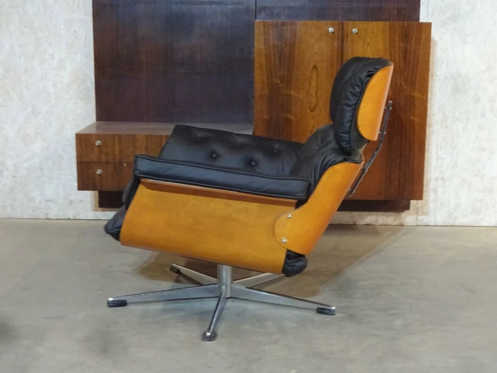 Plywood Black Leather Swivel Chair Attributed To Martin Stoll For Giroflex Ag, 1960s 3 Plywood Black Leather Swivel Chair Attributed To Martin Stoll For Giroflex Ag, 1960s