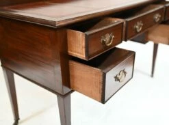 Regency Mahogany Writing Table 17 Regency Mahogany Writing Table -PAMONO Sales regency mahogany writing table 4