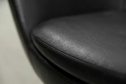 Scandinavian Vintage Black Swivel Chairs, 1970s, Set Of 2 -PAMONO Sales scandinavian vintage black swivel chairs 1970s set of 2 7