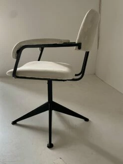 Swivel Armchair In Velvet And Steel, 1960s -PAMONO Sales swivel armchair in velvet and steel 1960s 3