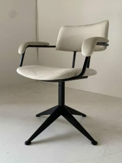 Swivel Armchair In Velvet And Steel, 1960s -PAMONO Sales swivel armchair in velvet and steel 1960s 4