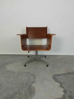 Swivel Chair With Armrests, 1970s