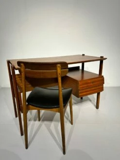 Teak Desk, 1960s 9 Teak Desk, 1960s -PAMONO Sales teak desk 1960s 3