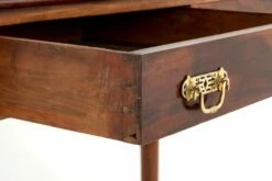 Victorian Desk In Mahogany With Knee Hole, 1850s 15 Victorian Desk In Mahogany With Knee Hole, 1850s -PAMONO Sales victorian desk in mahogany with knee hole 1850s 4