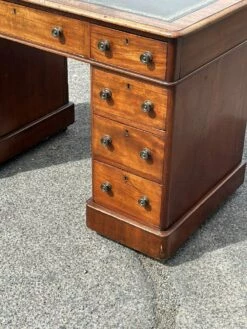 Victorian Mahogany Pedestal Desk With Green Top -PAMONO Sales victorian mahogany pedestal desk with green top 5
