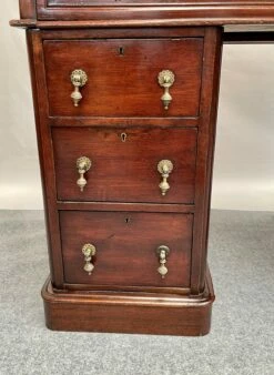 Victorian Walnut Cylinder Roll Up Desk With Secret Drawer, 1830s 25 Victorian Walnut Cylinder Roll Up Desk With Secret Drawer, 1830s -PAMONO Sales victorian walnut cylinder roll up desk with secret drawer 1830s 12