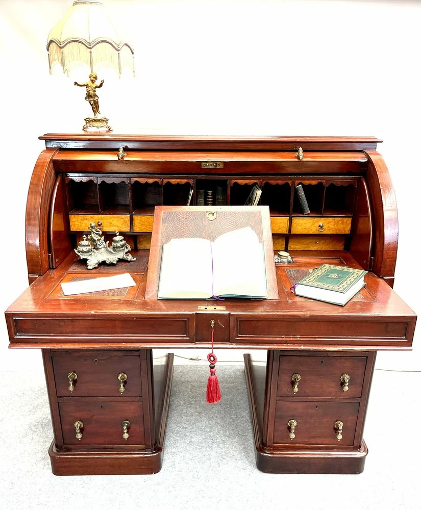 Victorian Walnut Cylinder Roll Up Desk With Secret Drawer, 1830s 4 Victorian Walnut Cylinder Roll Up Desk With Secret Drawer, 1830s - Image 2