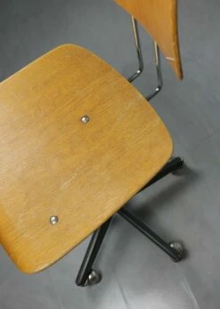 Vintage Adjustable Swivel Office Chair -PAMONO Sales vintage adjustable swivel office chair 8