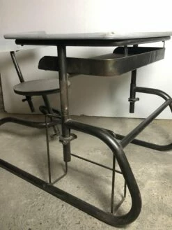 Vintage American School Desk -PAMONO Sales vintage american school desk 6