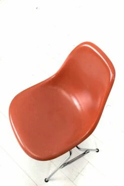 Vintage Chair By Charles & Ray Eames -PAMONO Sales vintage chair by charles ray eames 4