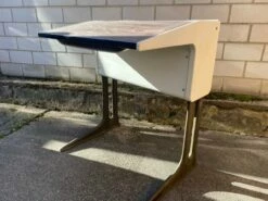 Vintage Desk With Book Tray By Luigi Colani For Flötotto 27 Vintage Desk With Book Tray By Luigi Colani For Flötotto -PAMONO Sales vintage desk with book tray by luigi colani for floetotto 6