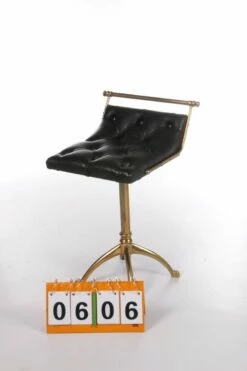 Vintage Leather & Gilt Brass Harpers Stool, France, 1950s 29 Vintage Leather & Gilt Brass Harpers Stool, France, 1950s -PAMONO Sales vintage leather gilt brass harpers stool france 1950s 14