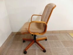 Vintage Scandinavian Style Office Armchair By Albert Stoll For Giroflex 18 Vintage Scandinavian Style Office Armchair By Albert Stoll For Giroflex -PAMONO Sales vintage scandinavian style office armchair by albert stoll for giroflex 3