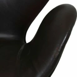 Vintage Swan Chair In Patinated Brown Leather By Arne Jacobsen For Fritz Hansen, 1960s -PAMONO Sales vintage swan chair in patinated brown leather by arne jacobsen for fritz hansen 1960s 7