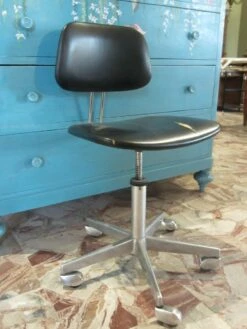 Vintage Swivel Desk Chair